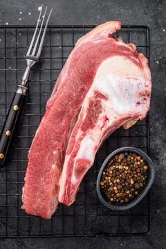 Fresh beef bones with meat and marrow, ideal for broth, stock and bone brot.. Stock Photos