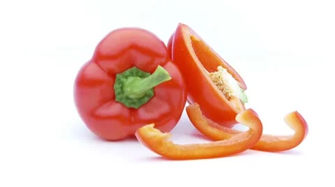 Fresh bell pepper full, half and slices – loopable Stock Footage 8974738