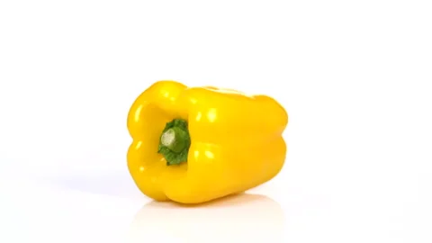 Fresh bell pepper rotating 360 degree Stock Footage 171631055