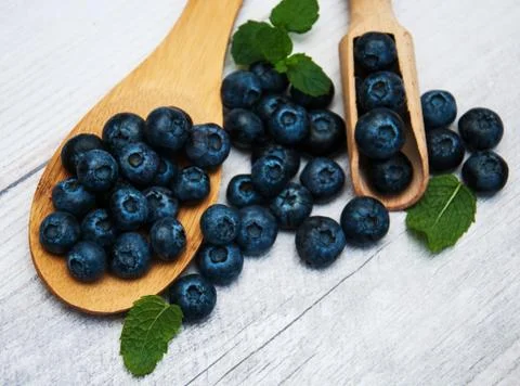 Fresh blueberries on a table Foto stock