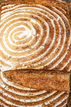 Fresh bread with spelled flour on a table Foto stock