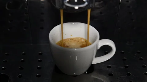 Fresh brewed espresso Video stock 68744968