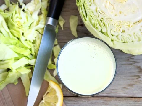Fresh cabbage juice Stock Photos