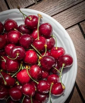 Fresh cherries Stock Photos