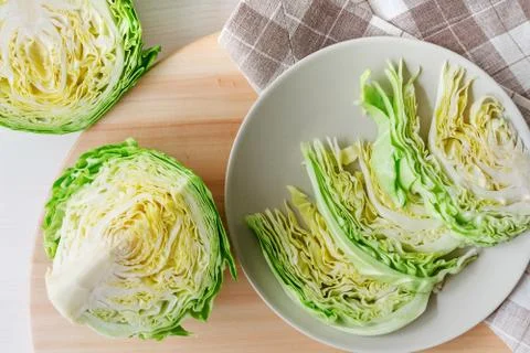 Fresh chopped head of cabbage Foto stock