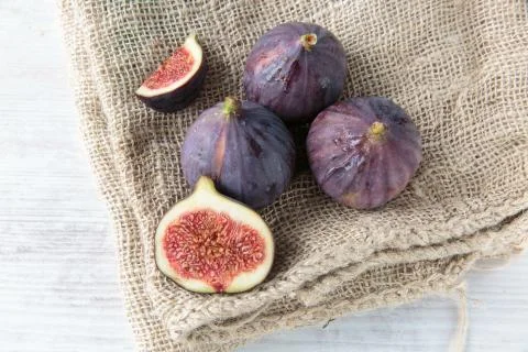 Fresh dark figs Stock Photos