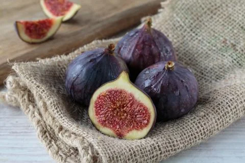 Fresh dark figs Stock Photos