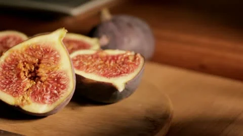 Fresh figs tracking 스톡 동영상 11884138
