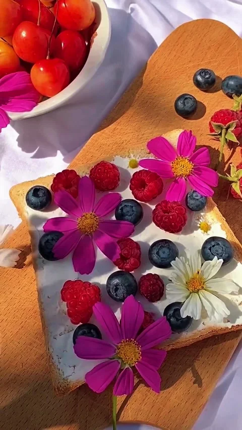 Fresh Fruit Cake with Berries and Edible Flowers for Celebration Video stock 343906866