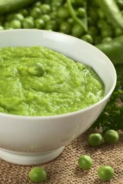 Fresh green pea soup Stock Photos