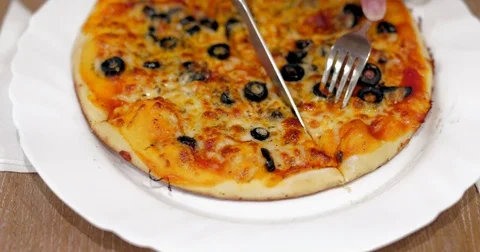 Fresh Italian pizza in restaurant Stock Footage 81906053