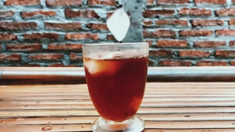 Fresh  lemon iced tea Видео 221309624