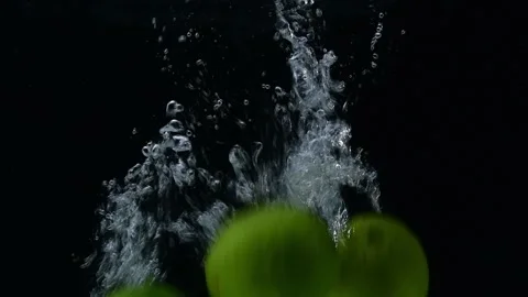 Fresh Limes in Water Video stock 132334566