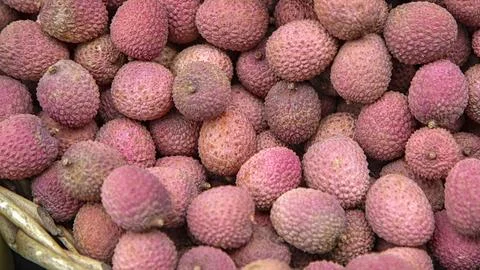 Fresh Lychee fruit in a basket Foto stock