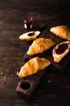 Fresh mini croissants Stock-Fotos