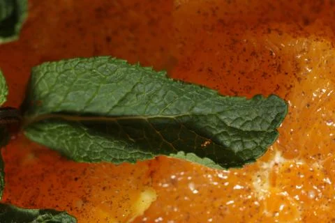 Fresh nice orange slice with cinnamon powder Stock-Fotos