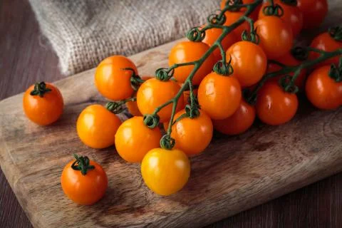 Fresh orange cherry tomatoes 스톡 사진