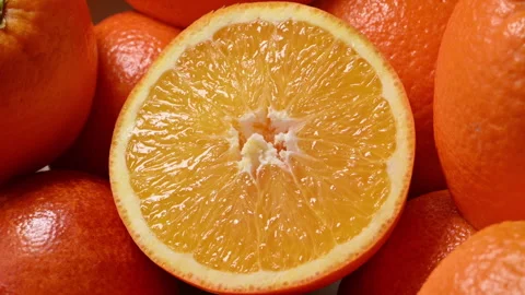 Fresh orange slice representing citrus ingredient for cooking and recipes Vidéo 330467879