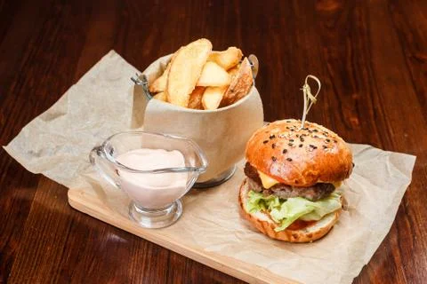 Fresh original served small burger Stock-Fotos