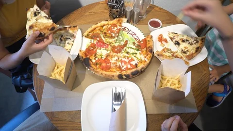 Fresh pizza on a plate Stock Footage 111401664