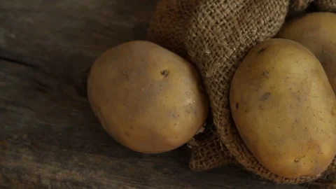 Fresh Potatoes 動画素材 79671484