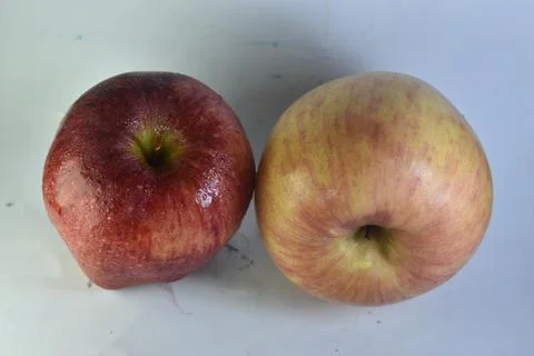 Fresh red apples Stock Photos