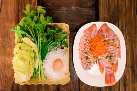 Fresh red snapper with vegetables Fotos Stock