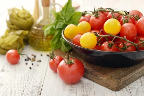 Fresh ripe tomato Fotos Stock