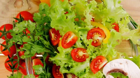 Fresh salad 库存影片 23358991