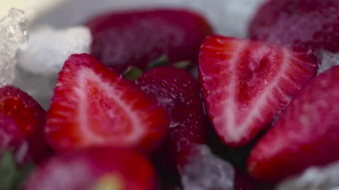 Fresh Strawberrys Close up macro view rotation with ice. Concept of healthy vega Vidéo 168275197