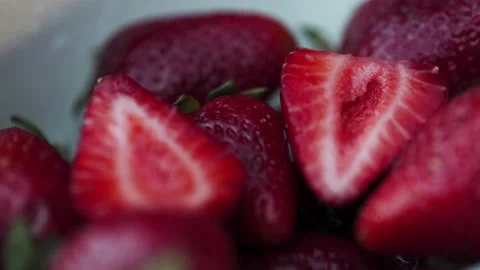 Fresh Strawberrys Close up macro view rotation with ice. Concept of healthy vega Vidéo 168373165