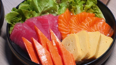 Fresh Sushi Platter with Assorted Fish, Vegetables, and Tamago Egg, Видео 281276658