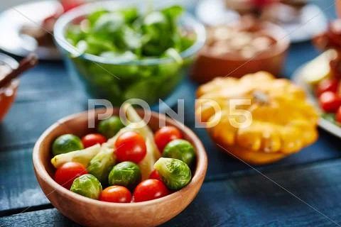 Fresh vegetables in a bowl Stock Photos