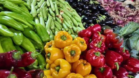 Fresh Vegetables at Souk El Had in Agadir, Morocco : 30-07-2024 Vídeos de archivo 280828700