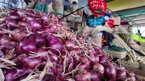 Fresh Vegetables at Souk El Had in Agadir, Morocco : 26-07-2024 Stock-Footage 280832052