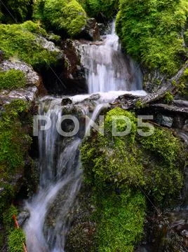 Fresh water cascade Stock Photos