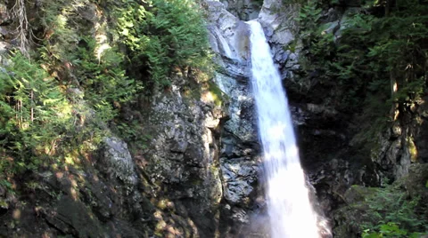 Fresh water falls Stock Footage 32422112