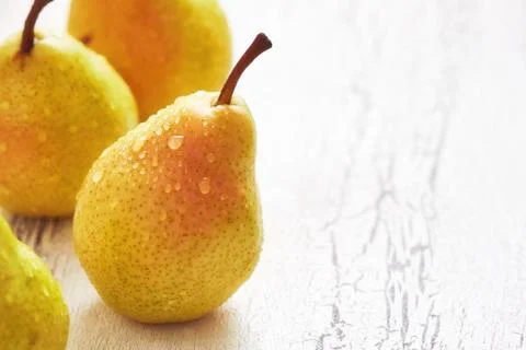 Fresh williams pears Stock Photos