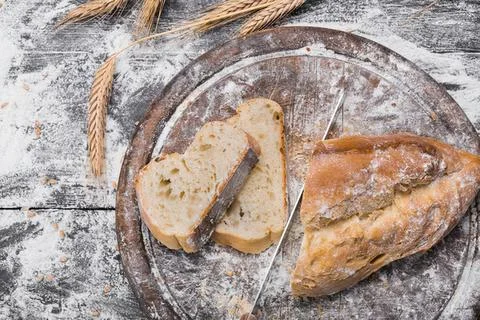 Freshly baked apple pie in a rustic wooden setting Stock Photos