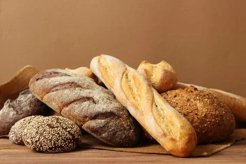 Freshly baked bread on the table. Stock-Fotos
