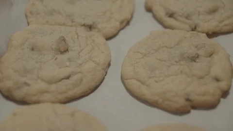Freshly baked cookie. 库存影片 127475720