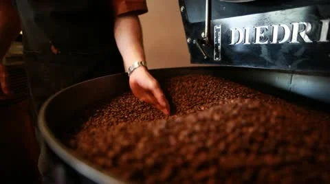 Freshly Roasted Coffee Vídeo Stock 22198309