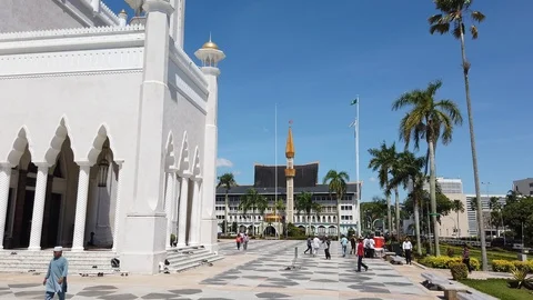 Friday Prayer at Sultan Omar Ali Saifuddin Mosque Stock Footage 105330079