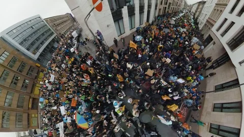 Fridays for future demonstration, city of Cologne / Kölner City 16a Vídeo Stock 104904438