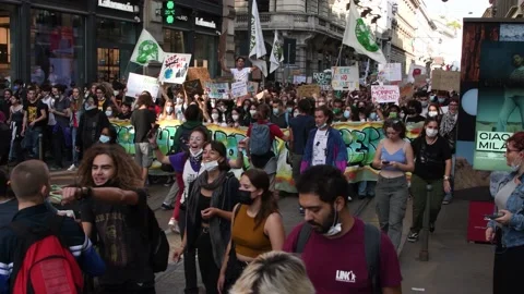 Fridays for Future - Milan - October 1, 2021 Vidéo 162103097