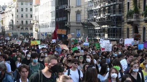Fridays for Future - Milan - October 1, 2021 Vidéo 162103200