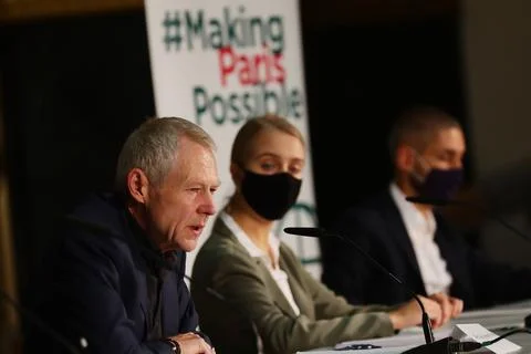 Fridays for Future presents 'CO2-neutral by 2035' study, Berlin, Germany - 13 Oc Stock Photos