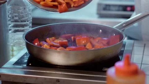 Fried bell pepper. Stock Footage 154456013