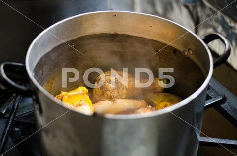Fried chicken stew. Skillet Fried chicken with vegetable. Crispy fried chicken Stock Photos