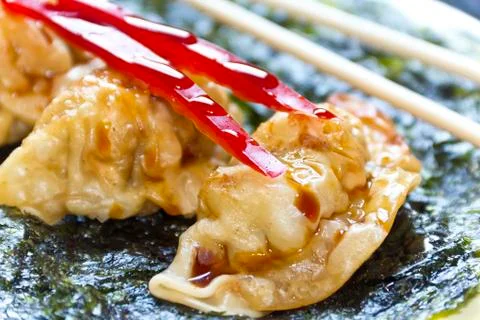 Fried chinese dumplings Stock-Fotos
